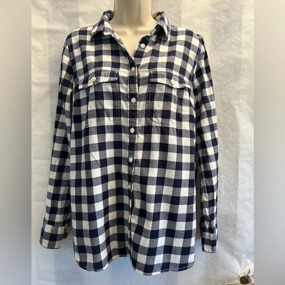 J.‎ Crew women’s Navy & White Checkered button down Shirt with pockets Sz-M AA18